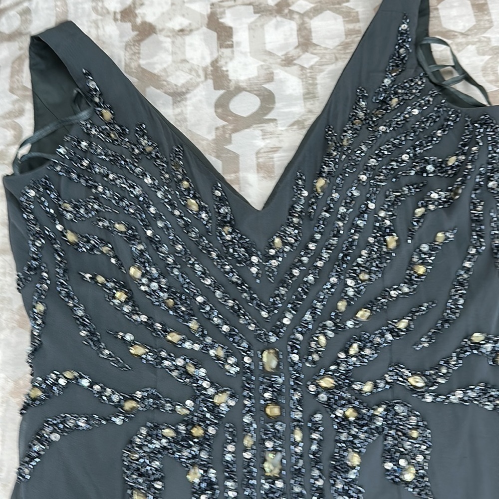 SALE Basix Black Label Beaded Gray Short Cocktail Dress Size 8 - Picture 4 of 8